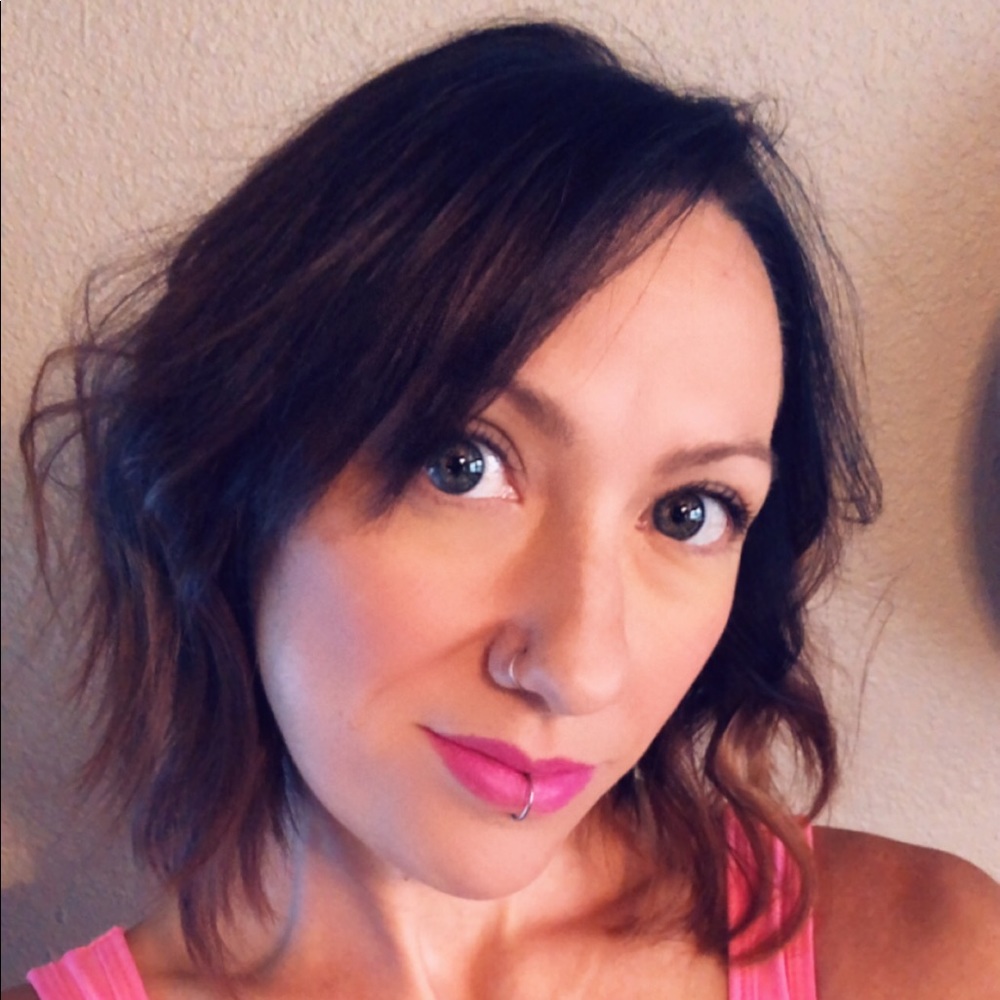 Meet your Posher, Erica